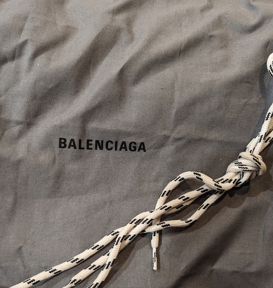 Authentic Balenciaga runners, excellent condition, box, dustbag etc - Picture 6 of 11